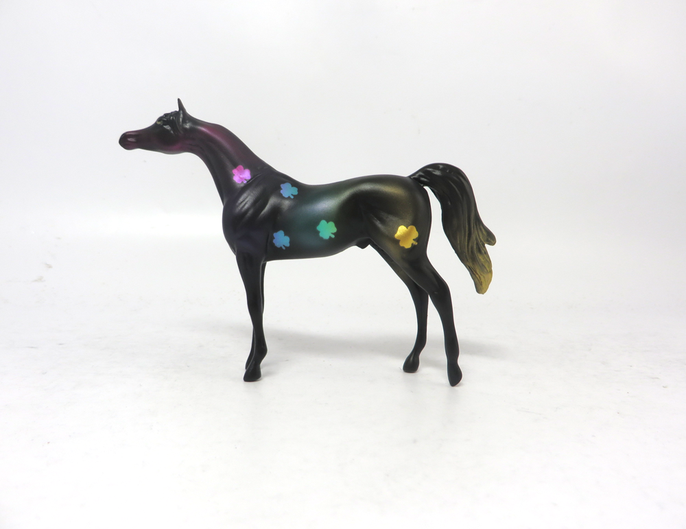 SHINY PENNY  -- OOAK ARABIAN  CHIP ST. PATRICKS DAY DECORATOR BY MISSY FOX 2-25-19