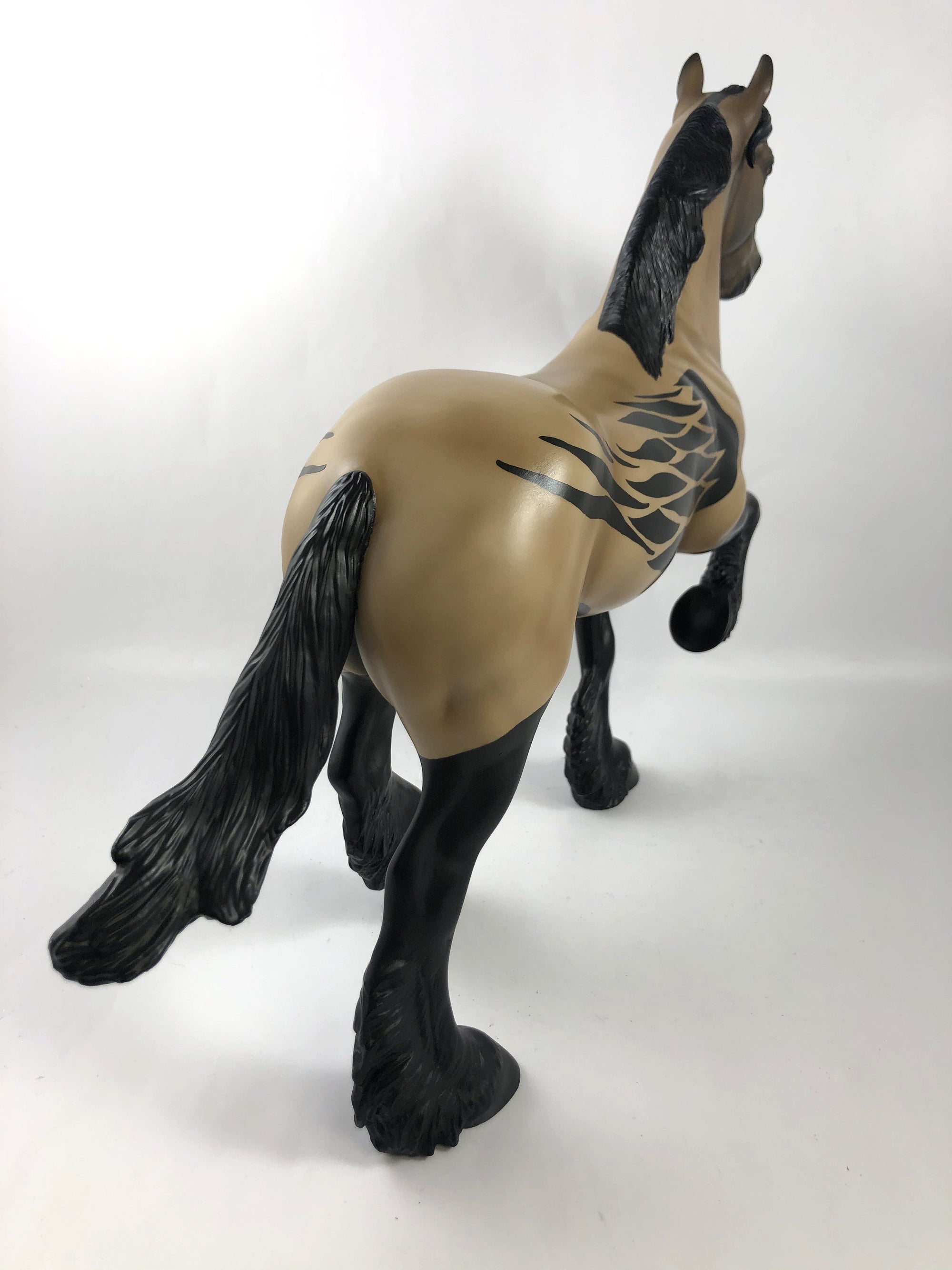 ARCHANGEL -LE-14 BAY CLIPPED WITH WINGS TROTTING DRAFTER BY AUDREY DIXON 1/10/20