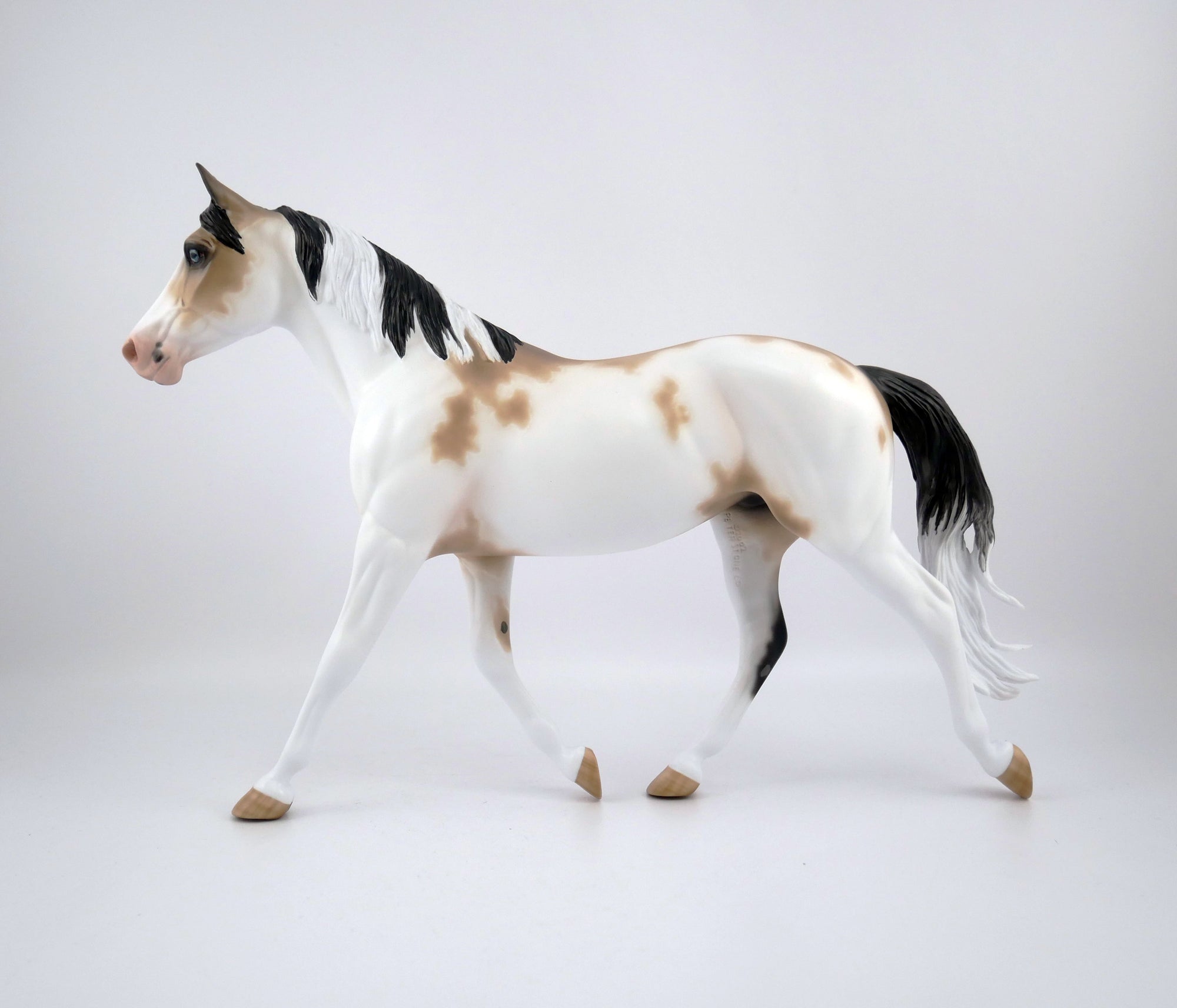 ARTSY FARTSY-OOAK BUCKSKIN PALOUSE BY SHERYL LEISURE