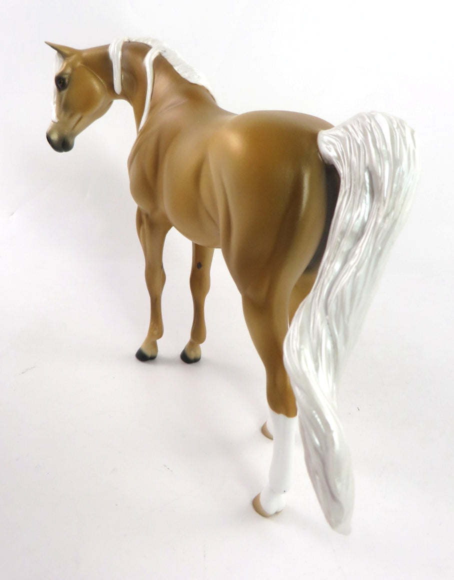 ASPEN- OOAK --PALOMINO ARABIAN PEBBLE BY AUDREY DIXON WHS 19