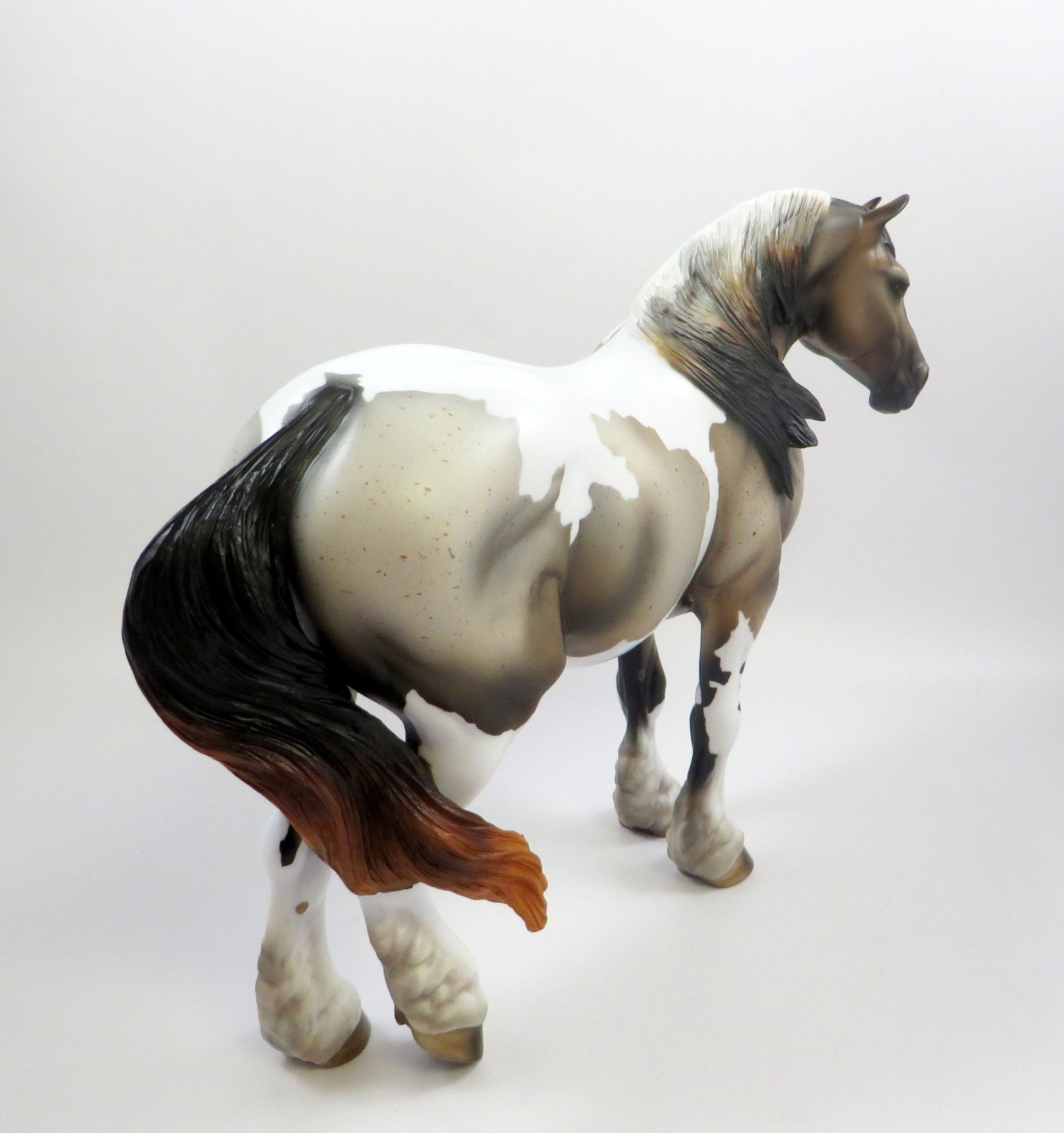 AUGUSTA-OOAK BAY ROAN HEAVY DRAFTER MODEL HORSE EQ 19