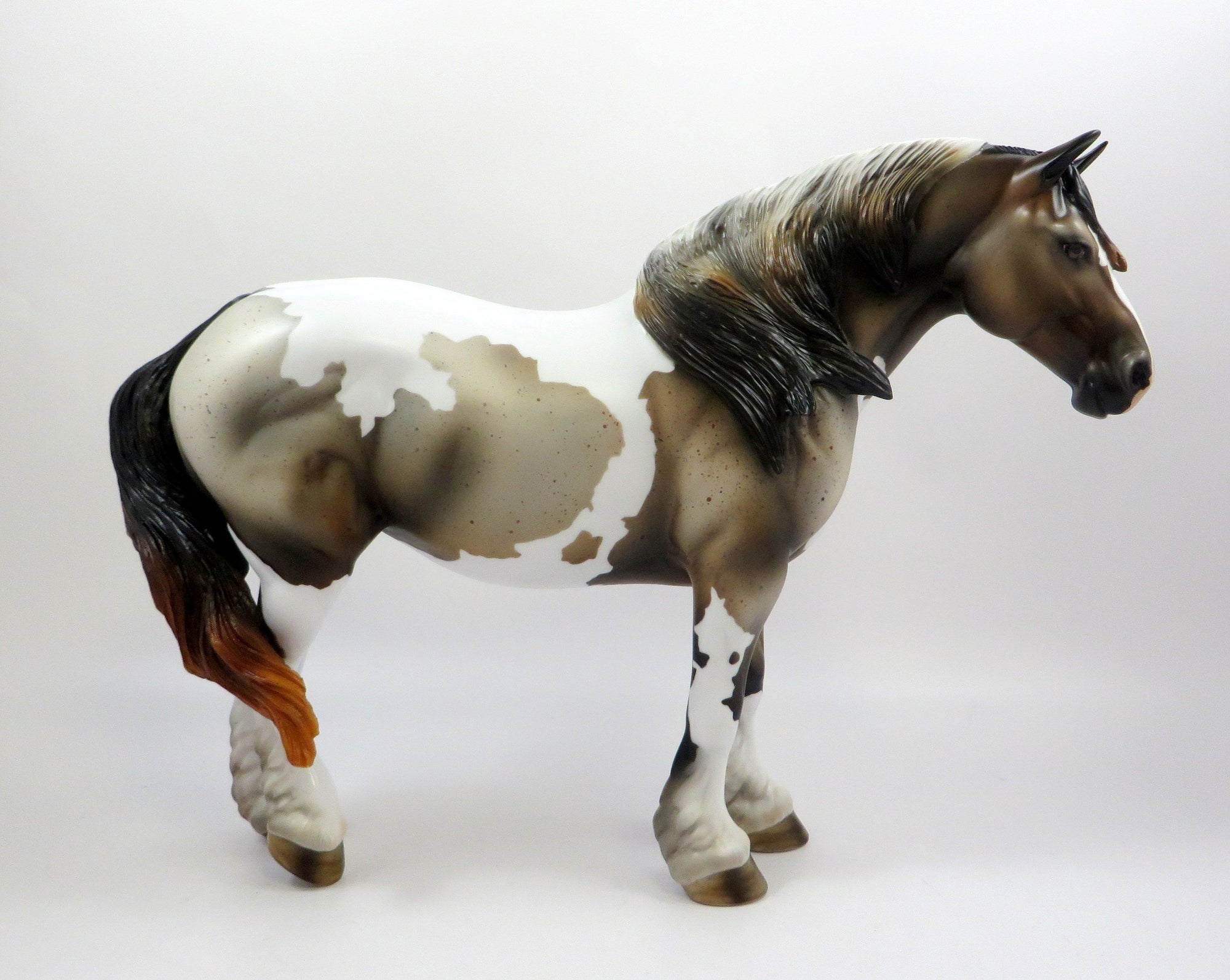 AUGUSTA-OOAK BAY ROAN HEAVY DRAFTER MODEL HORSE EQ 19