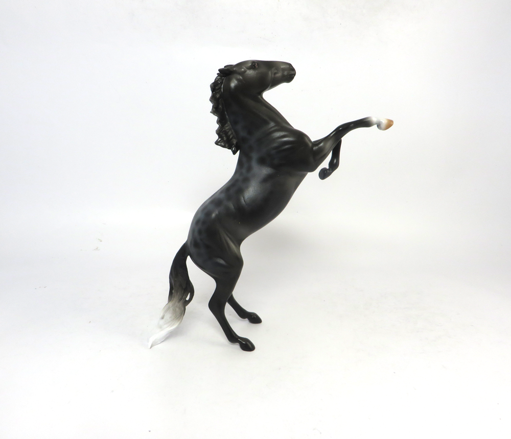 HANDOFF- OOAK REARING PEBBLE REVERSE DAPPLE BY AUDREY DIXON SB19