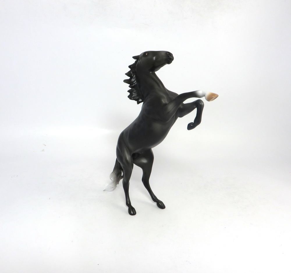 HANDOFF- OOAK REARING PEBBLE REVERSE DAPPLE BY AUDREY DIXON SB19