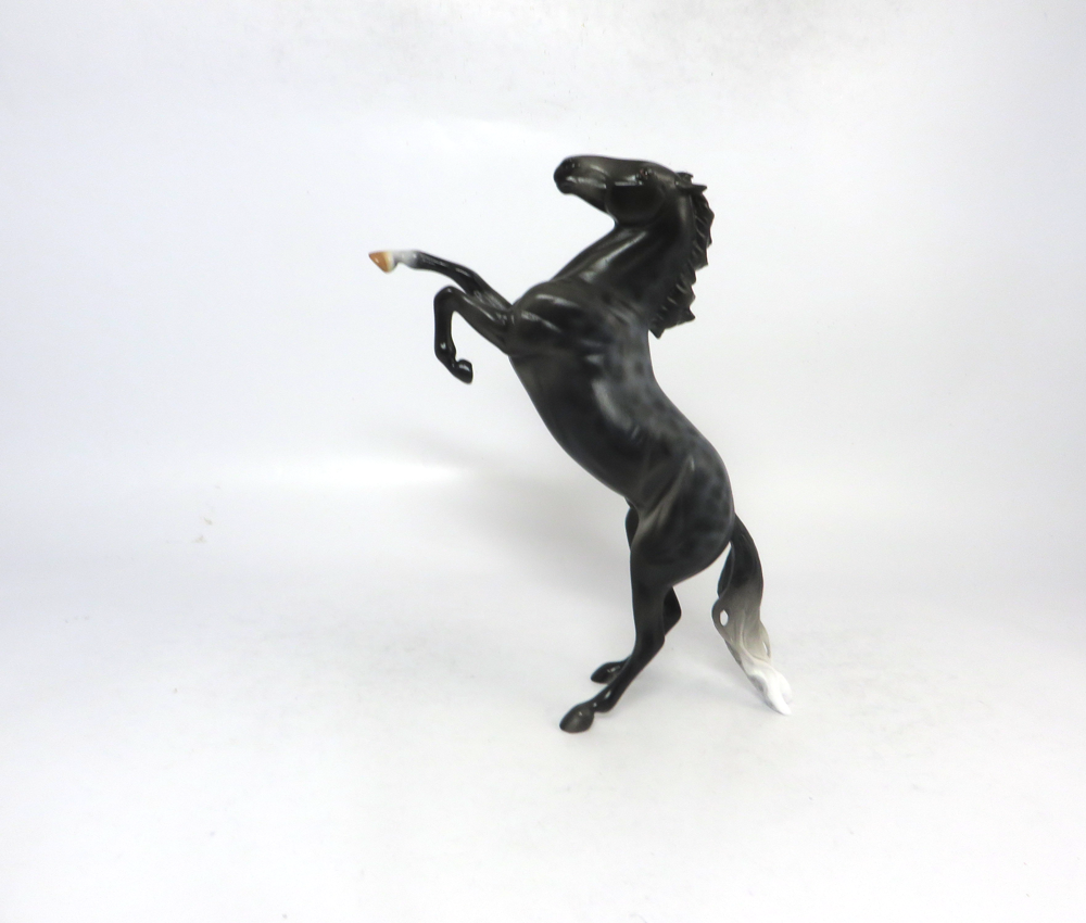 HANDOFF- OOAK REARING PEBBLE REVERSE DAPPLE BY AUDREY DIXON SB19