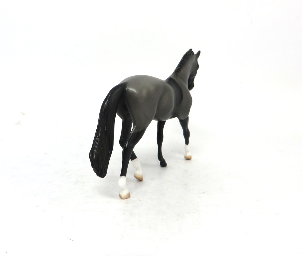 ZANE GREY -OOAK-BLACK BLANKET CLIPPED WARMBLOOD CHIP BY AUDREY DIXON EA19