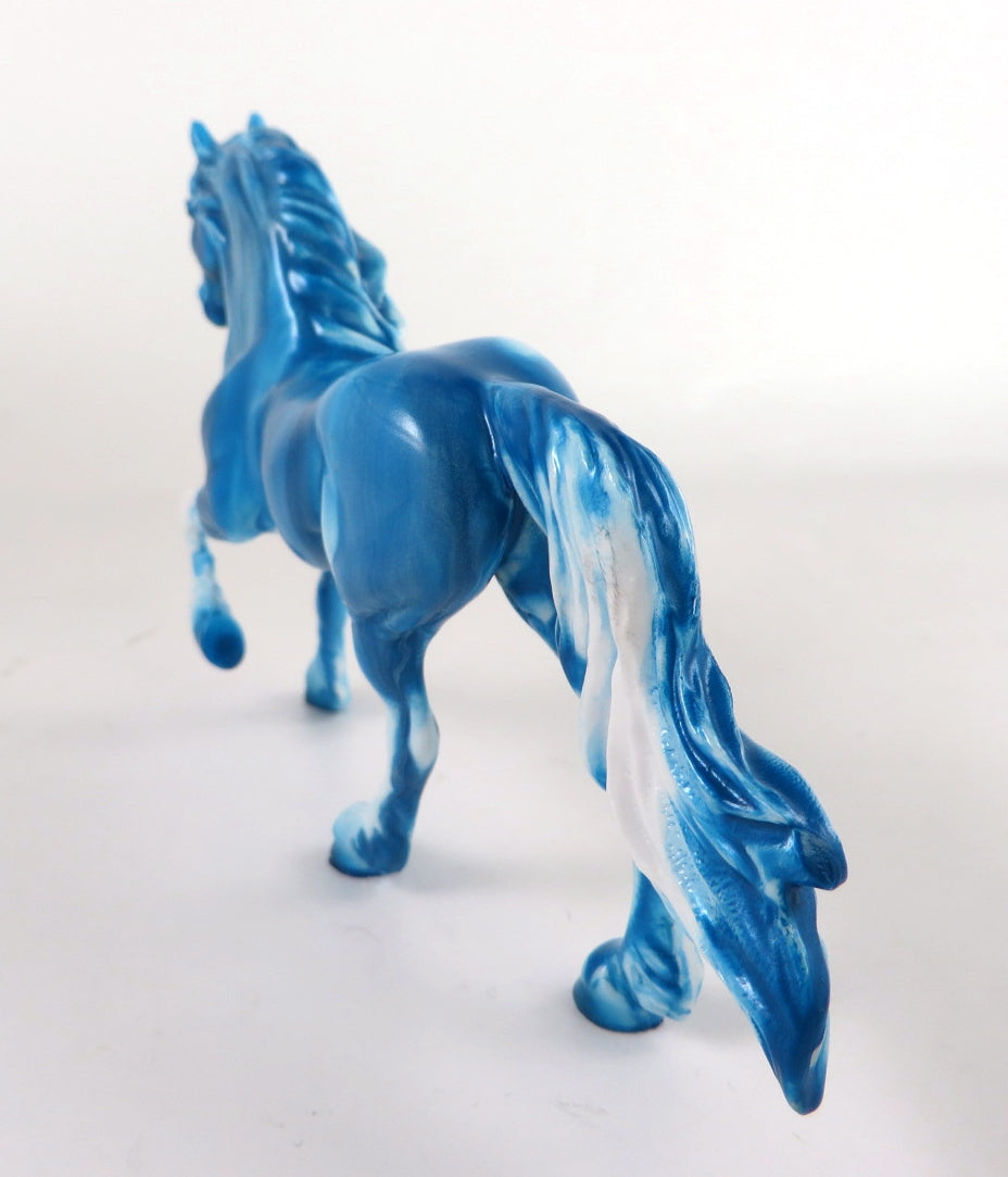 BLUETIFUL - OOAK BLUE FRIESIAN CHIP DECORATOR BY KAYLA WESSE WHS 19