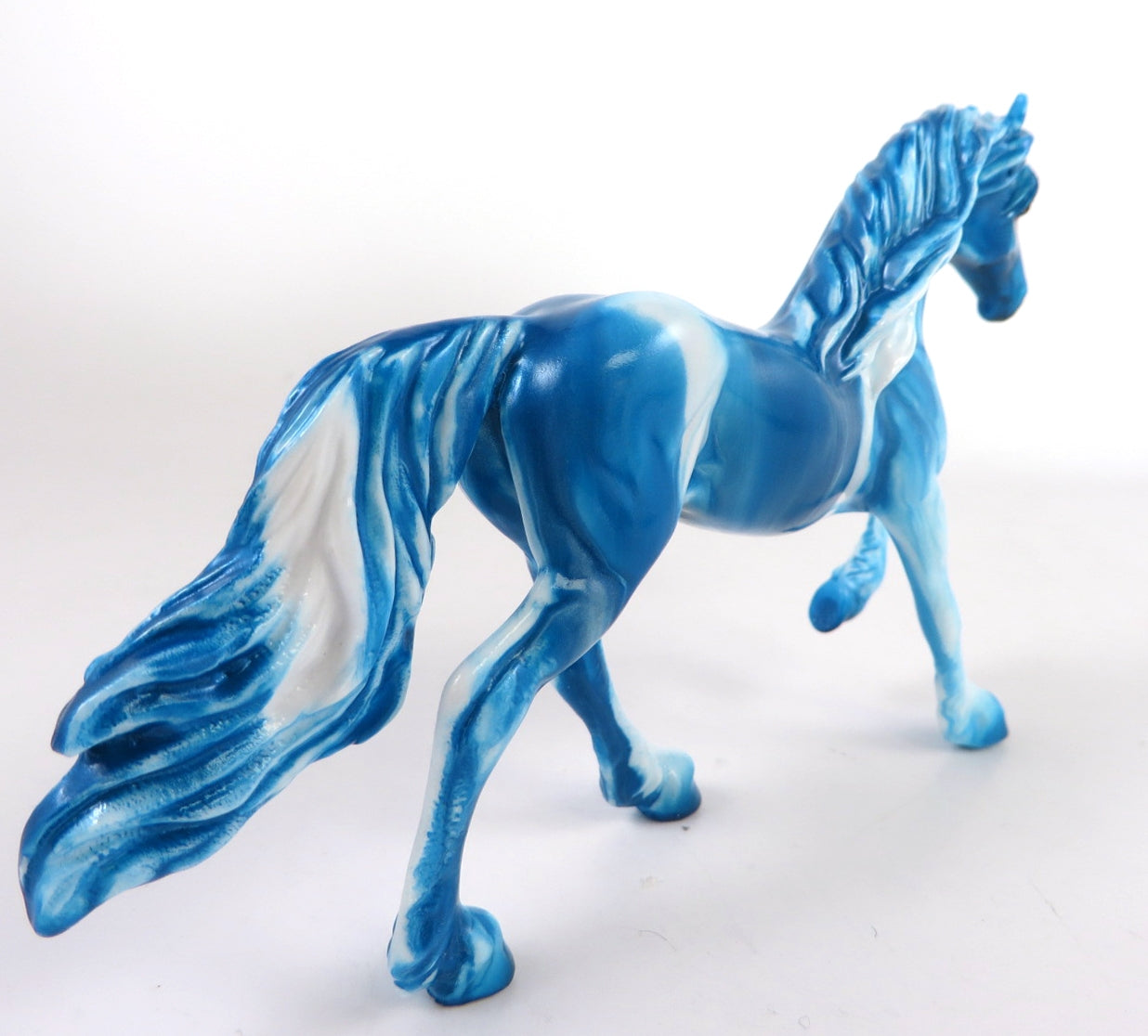 BLUETIFUL - OOAK BLUE FRIESIAN CHIP DECORATOR BY KAYLA WESSE WHS 19