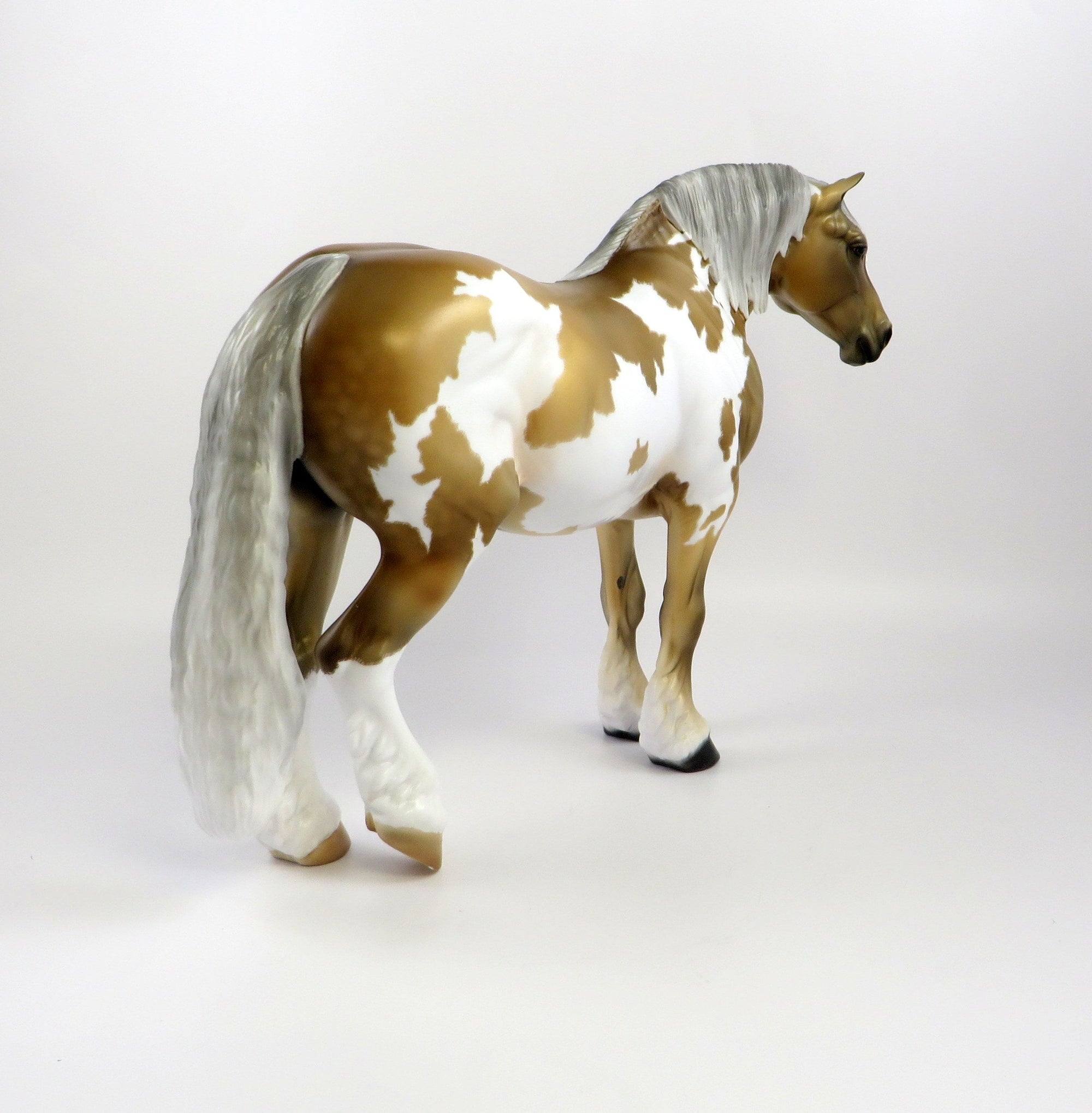 BOZHENA-OOAK SOOTY PALOMINO OVERO BUNNY MODEL HORSE EQ 19