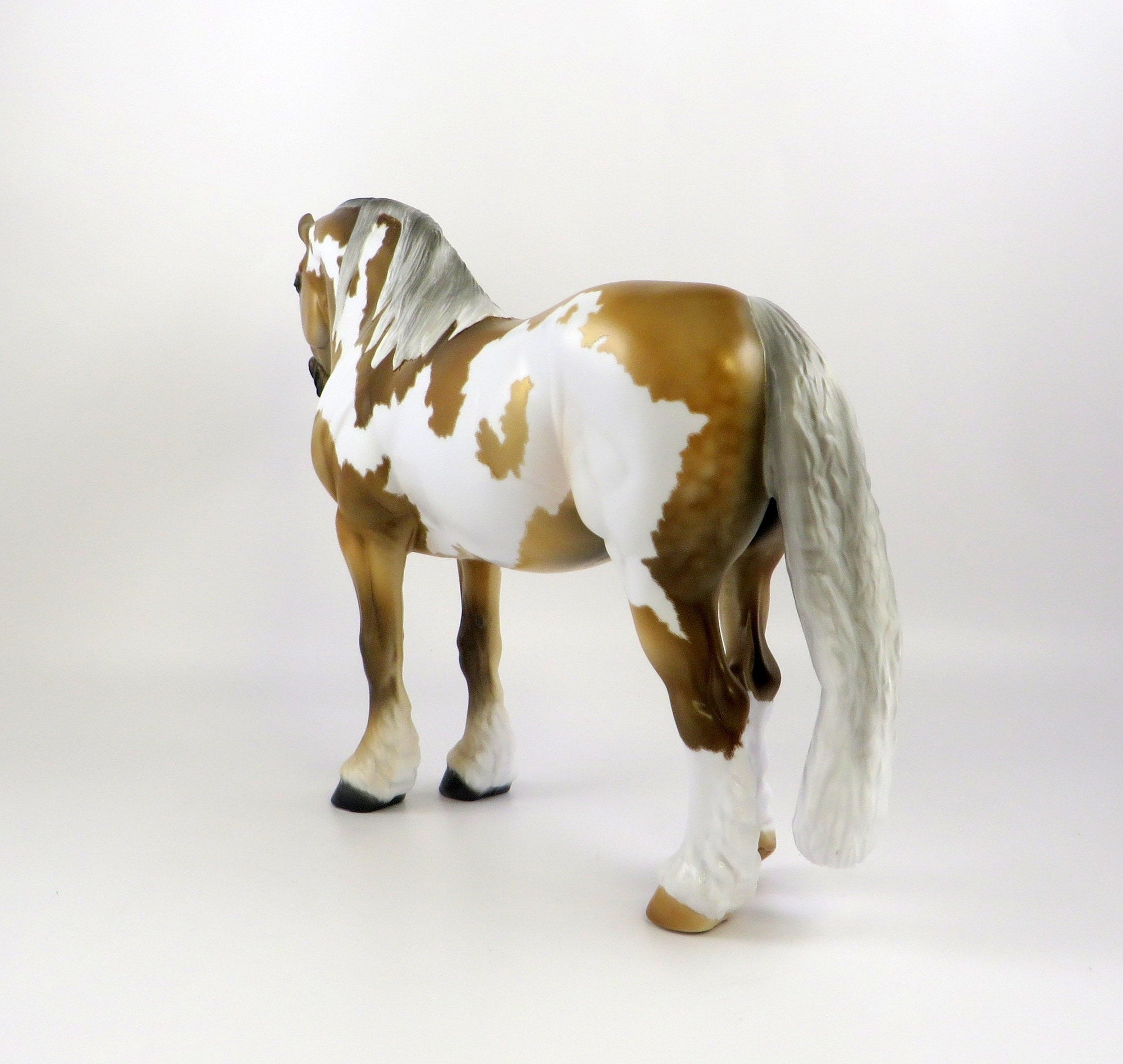 BOZHENA-OOAK SOOTY PALOMINO OVERO BUNNY MODEL HORSE EQ 19
