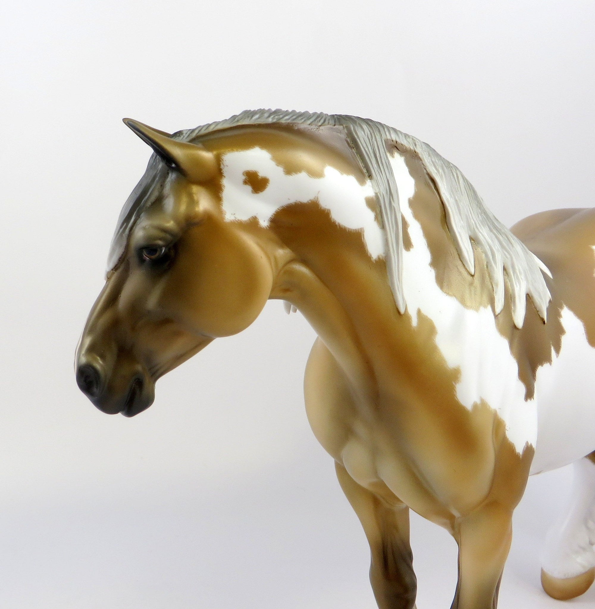 BOZHENA-OOAK SOOTY PALOMINO OVERO BUNNY MODEL HORSE EQ 19