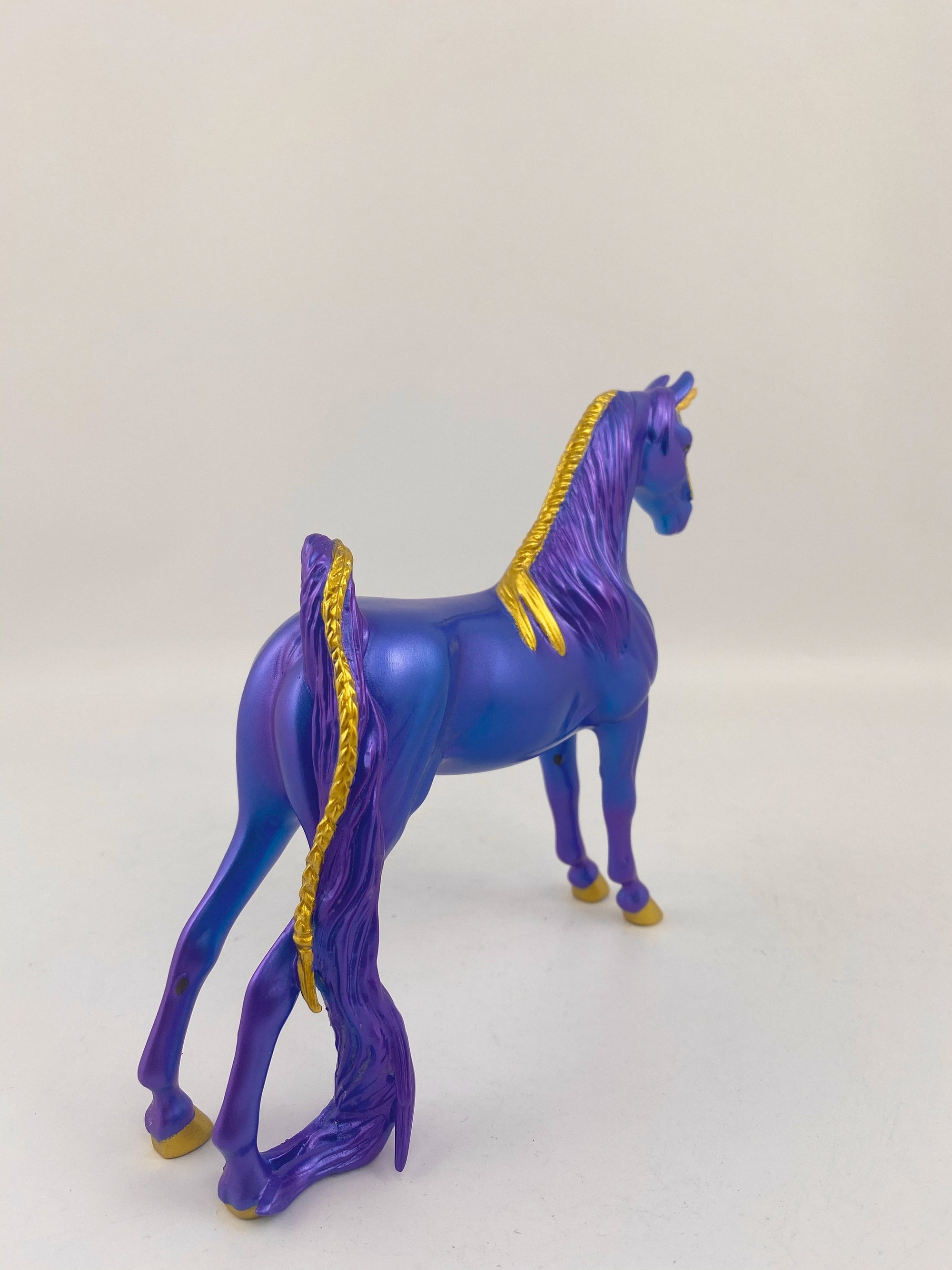 BROCADE-OOAK SADDLEBRED PEBBLES DECO