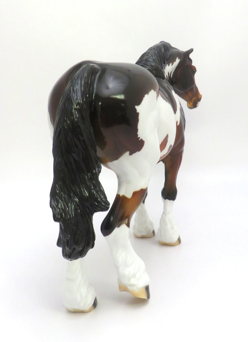 BUGABOO - OOAK DARK BAY PINTO BUNNY MODEL HORSE BY JULIE KEIM EA20