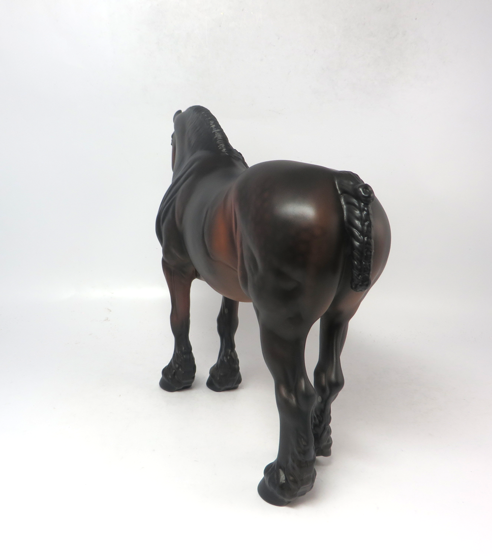 HALLE BERRY-OOAK BAY CM HEAVY DRAFT MARE EA19