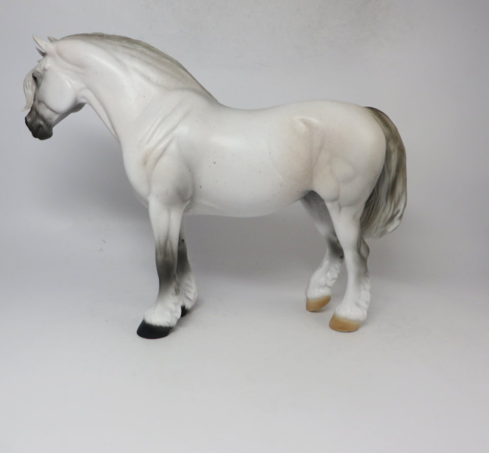BORN TO PLAY - LE-15 FLEA BITTEN GREY HEAVY DRAFT MARE CUSTOM BY AUDREY DIXON SB19