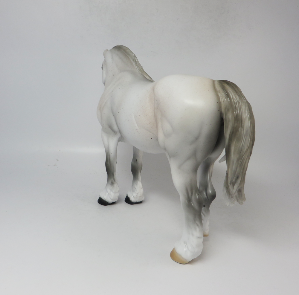 BORN TO PLAY - LE-15 FLEA BITTEN GREY HEAVY DRAFT MARE CUSTOM BY AUDREY DIXON SB19