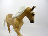 CALADAN-OOAK STAR DAPPLE PALOMINO TWH MODEL HORSE BY SHERYL LEISURE EQ 19