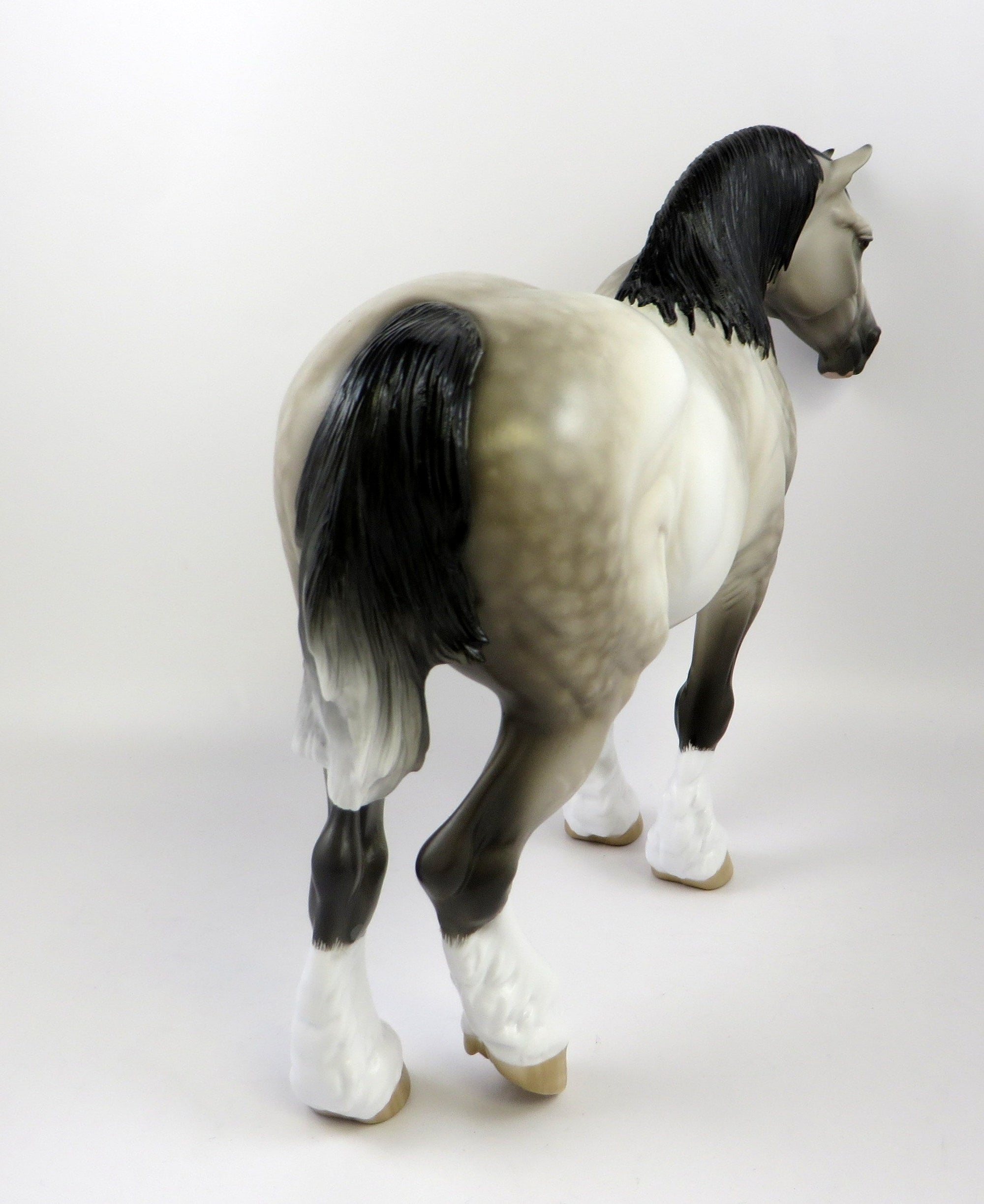 CAMELOT-OOAK PALE BUCKSKIN HEAVY DRAFT EQ 2019