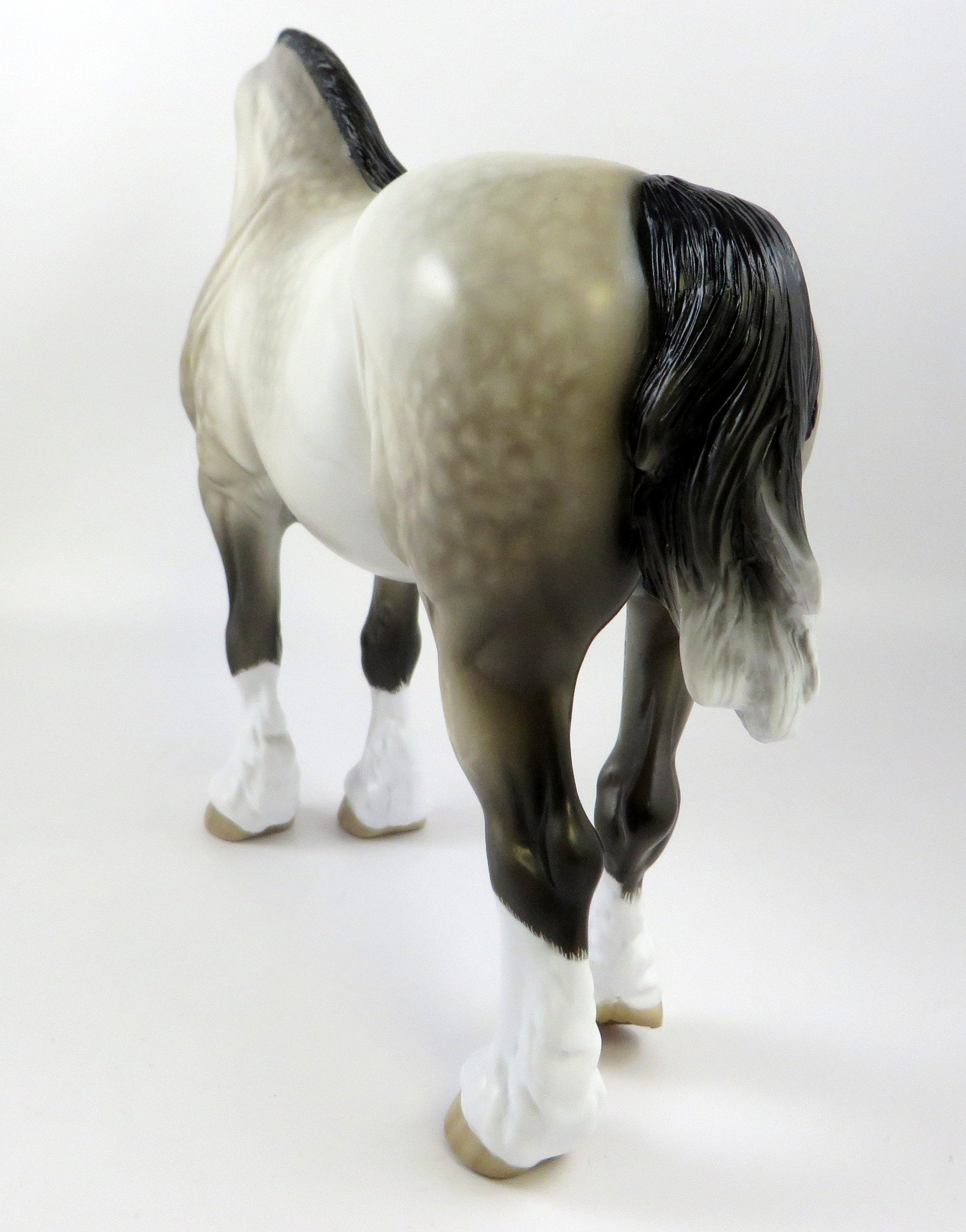 CAMELOT-OOAK PALE BUCKSKIN HEAVY DRAFT EQ 2019