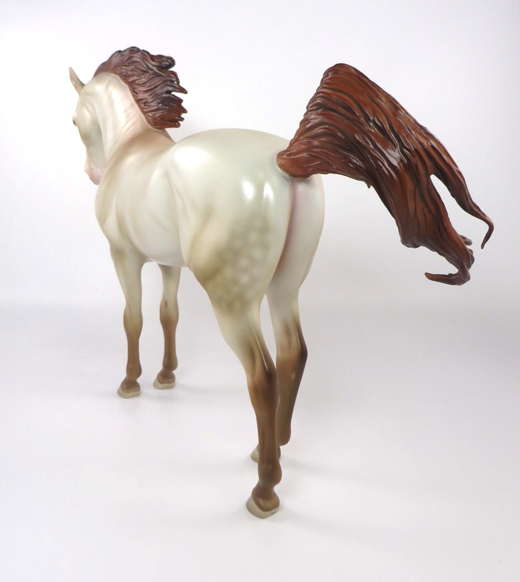 CHAMPAGNE AND CAVIAR-LE? 3RD LOYALTY RELEASE CHAMPAGNE ANDALUSIAN  MODEL HORSE 2/18/20 ***GOLD CLUB***