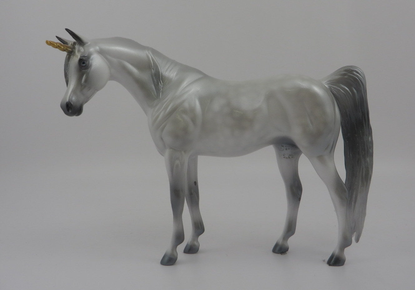 CHINA GLAZE-OOAK GREY DECORATOR PEBBLES BY AUDREY DIXON EQ 2020