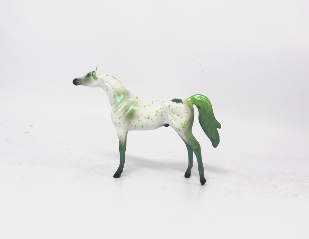 BIT O' FUN    -- OOAK ARABIAN   CHIP ST. PATRICKS DAY DECORATOR BY MISSY FOX 2-25-19