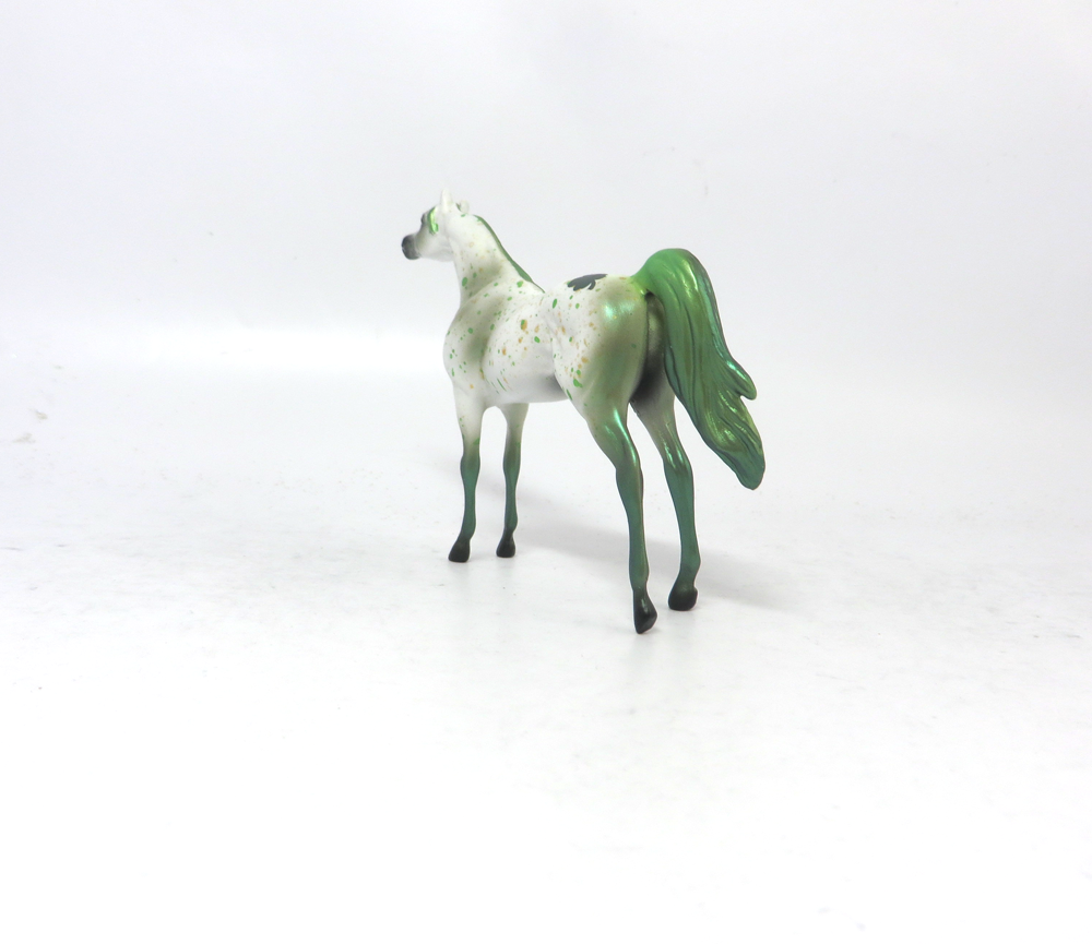 BIT O&#39; FUN    -- OOAK ARABIAN   CHIP ST. PATRICKS DAY DECORATOR BY MISSY FOX 2-25-19