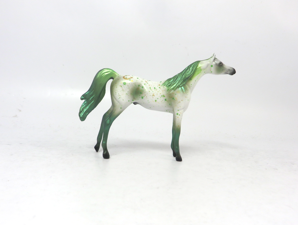 BIT O&#39; FUN    -- OOAK ARABIAN   CHIP ST. PATRICKS DAY DECORATOR BY MISSY FOX 2-25-19