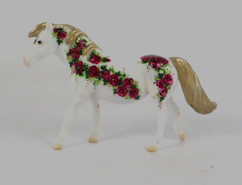 CHRISTMAS ROSE -OOAK  PONY CHIP CHRISTMAS DECORATOR BY ANDREA  WHS19