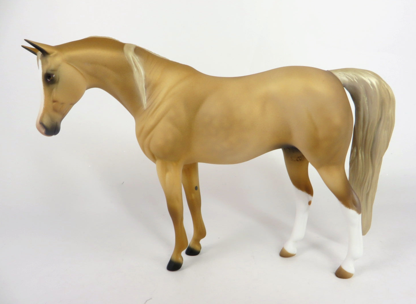 CHRISTMAS SPRITZ-OOAK PALOMINO ARABIAN MARE PEBBNLES WHS 19