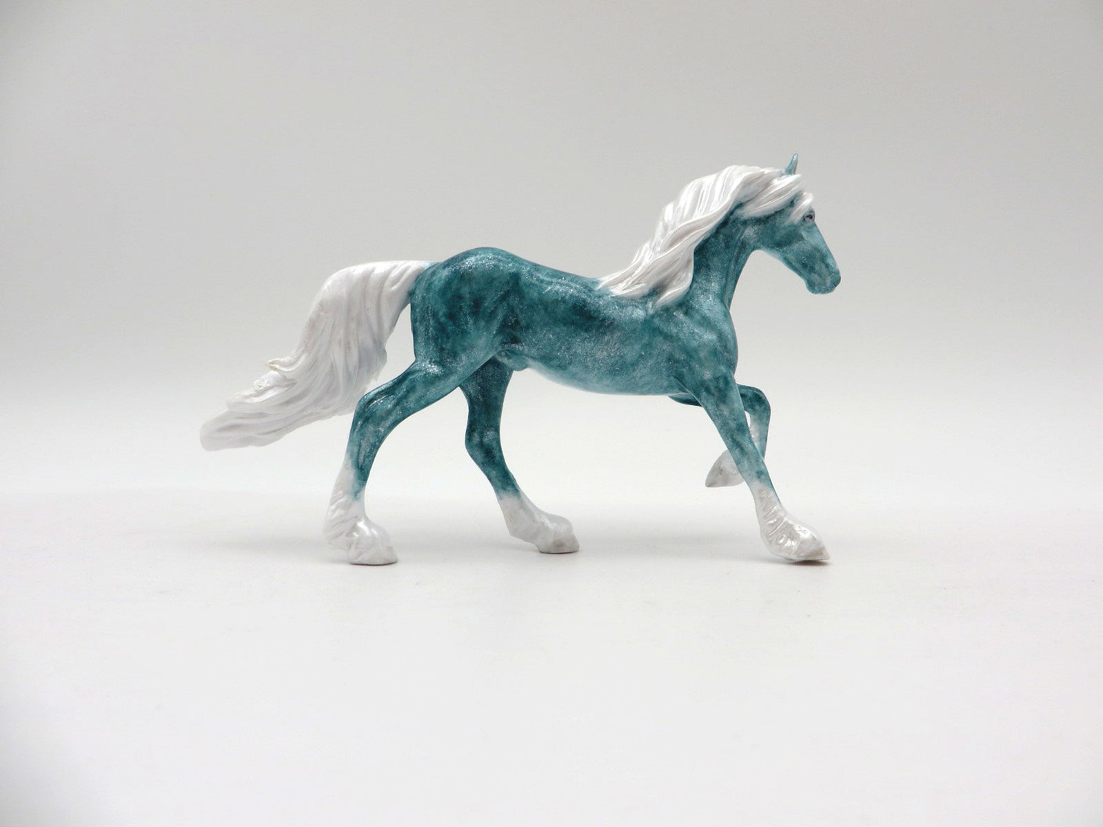 Cloud Burst- OOAK Fresian Chip Deco SHCF 2021