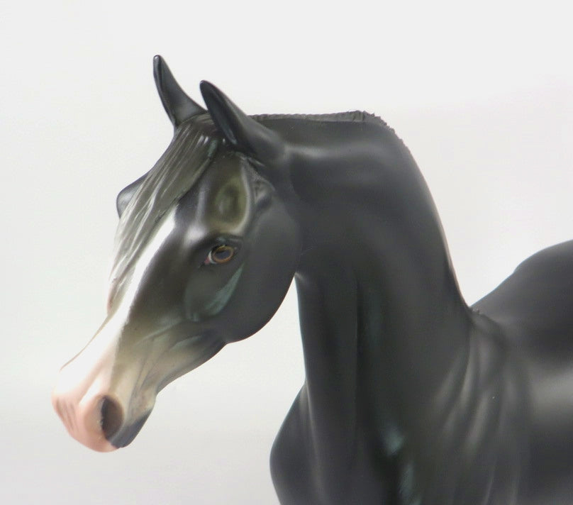 COMET-OOAK DAPPLE BLACK ARABIAN MODEL HORSE WHS 19