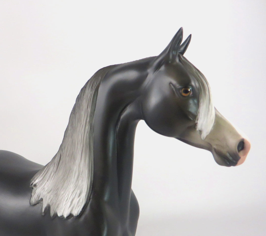 COMET-OOAK DAPPLE BLACK ARABIAN MODEL HORSE WHS 19