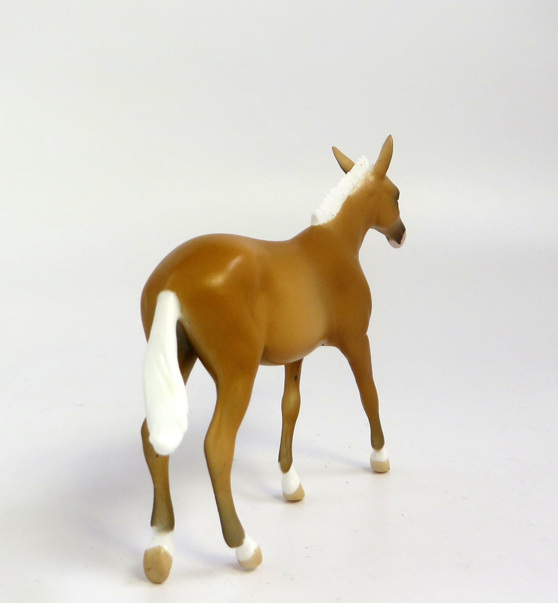 CROESUS-LE-5 PALOMINO CHIP MODEL HORSE EQ 2019