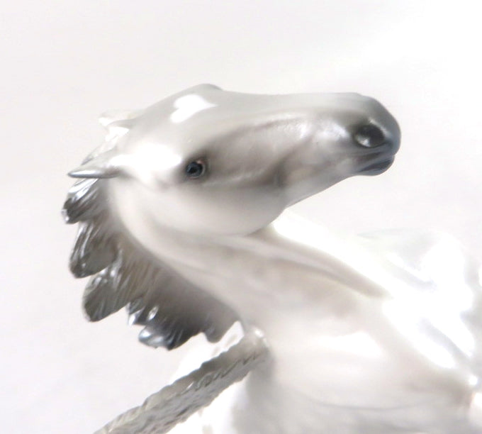 CUPID-LE15-SILVER PEARL DAPPLE HEART APPALOOSA DECORATOR SB 20