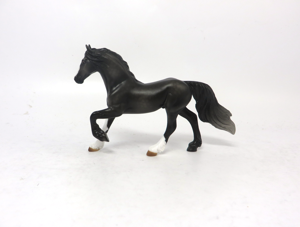 CALIENDO-OOAK-DAPPLED DARK GREY FREISIAN CHIP -- MW19