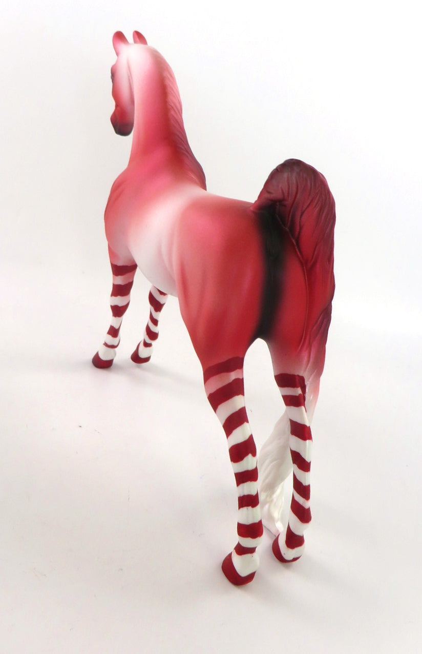 DECEMBER -- OOAK CHRISTMAS DECORATOR PEBBLE  BY AUDREY DIXON WHS19