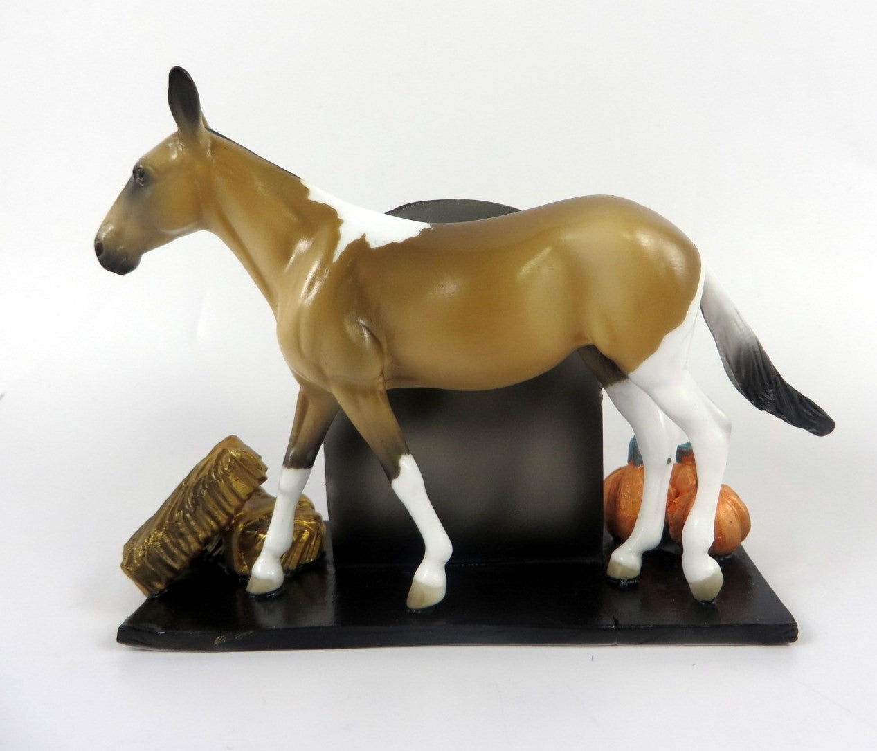 DEE COMPOSE-OOAK LIGHT BROWN/WHITE PAINT MULE TOMBSTONE CHIP DECORATOR BY AUDREY DIXON  MM19