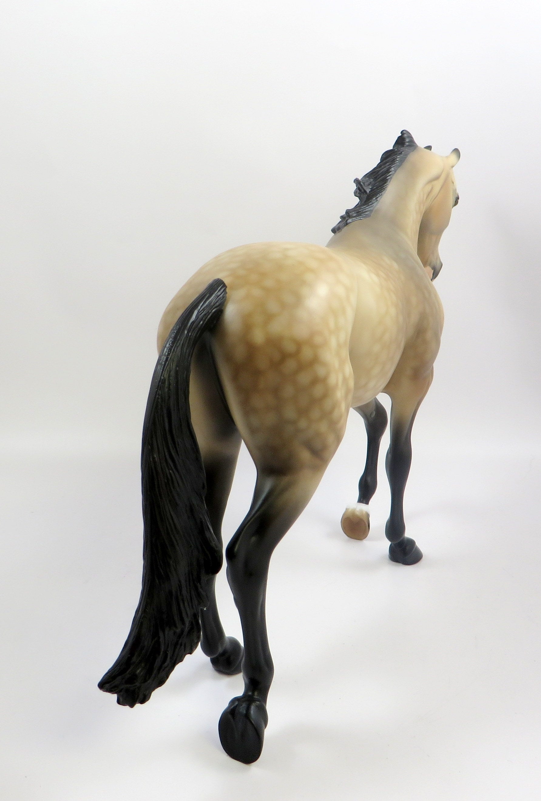 DEWSPINNER-OOAK DAPPLE BUCKSKIN THOROUGHBRED MODEL HORSE EQ 19