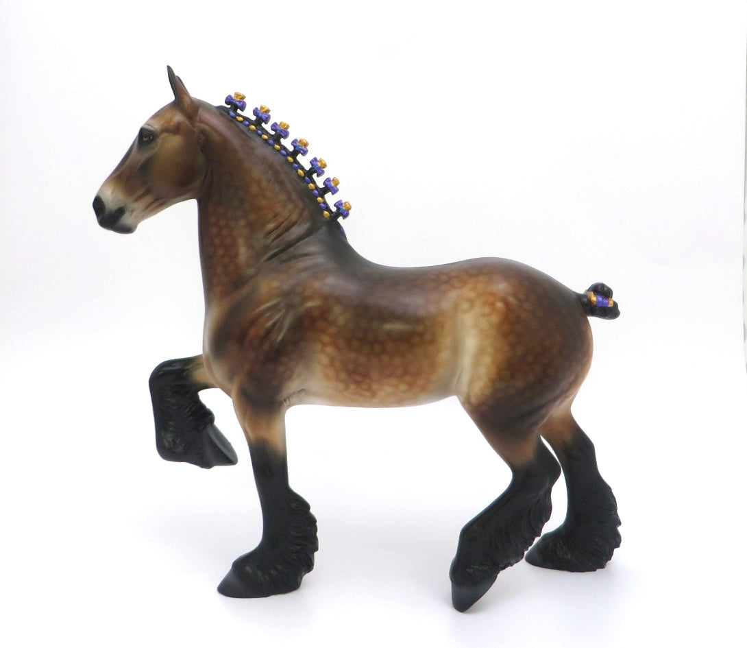 DIBBLE-OOAK DAPPLE BAY TROTTING DRAFTER MODEL HORSE BY AUDREY DIXON 2/28/20