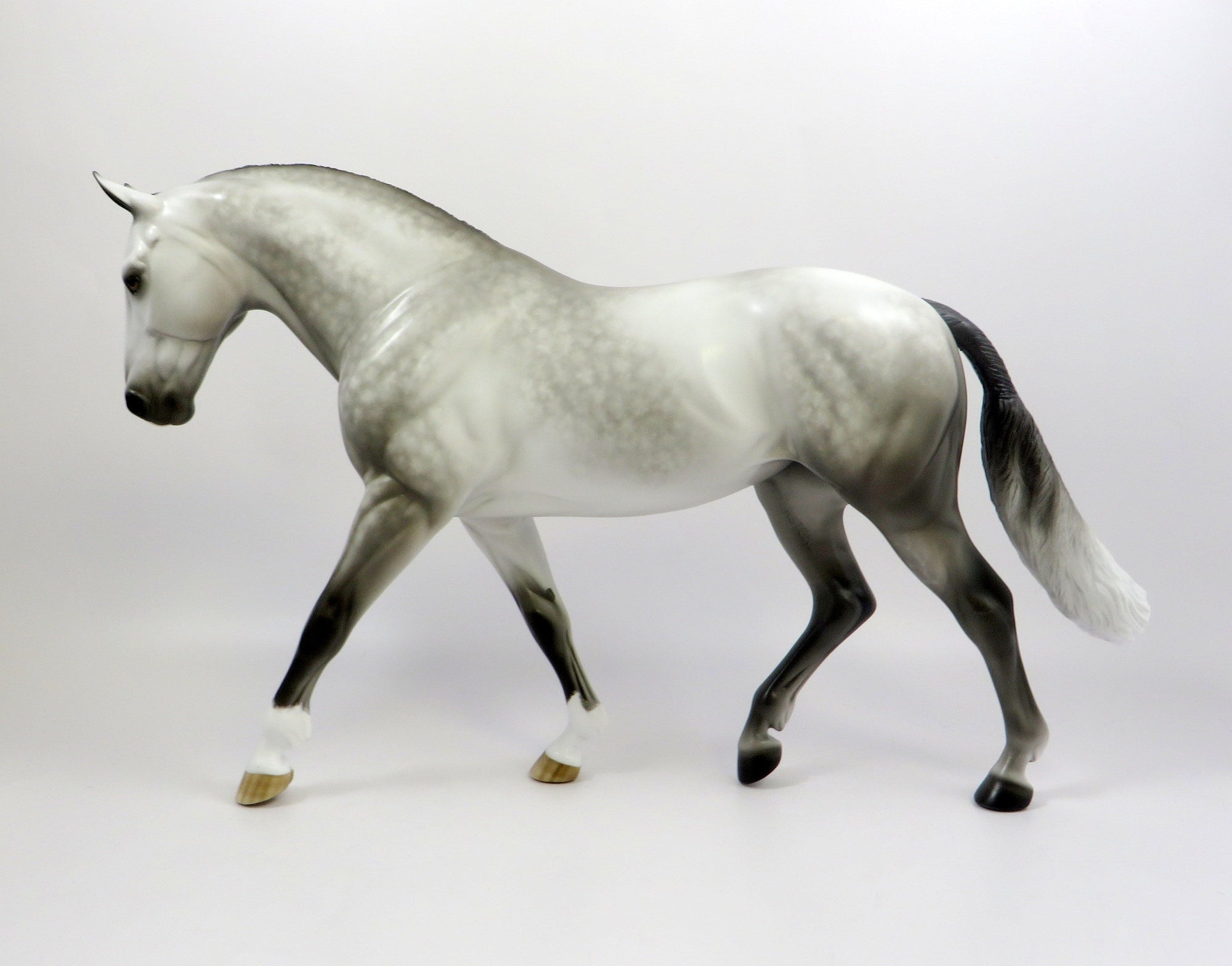 DIOR-OOAK DAPPLE GREY IRISH DRAFT MODEL HORSE BY SHERYL LEISURE EQ 19