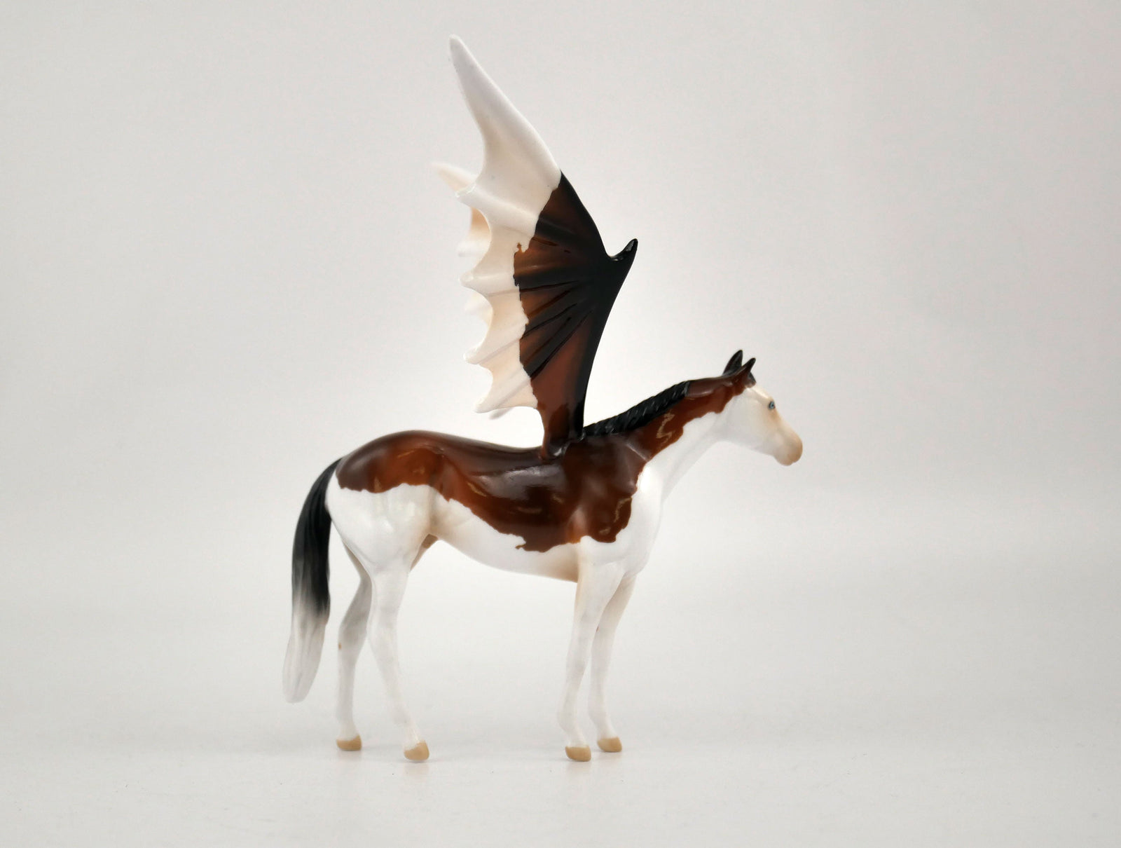 Doctor Bones-OOAK Thoroughbred Chip By Audrey Dixon MM 2020