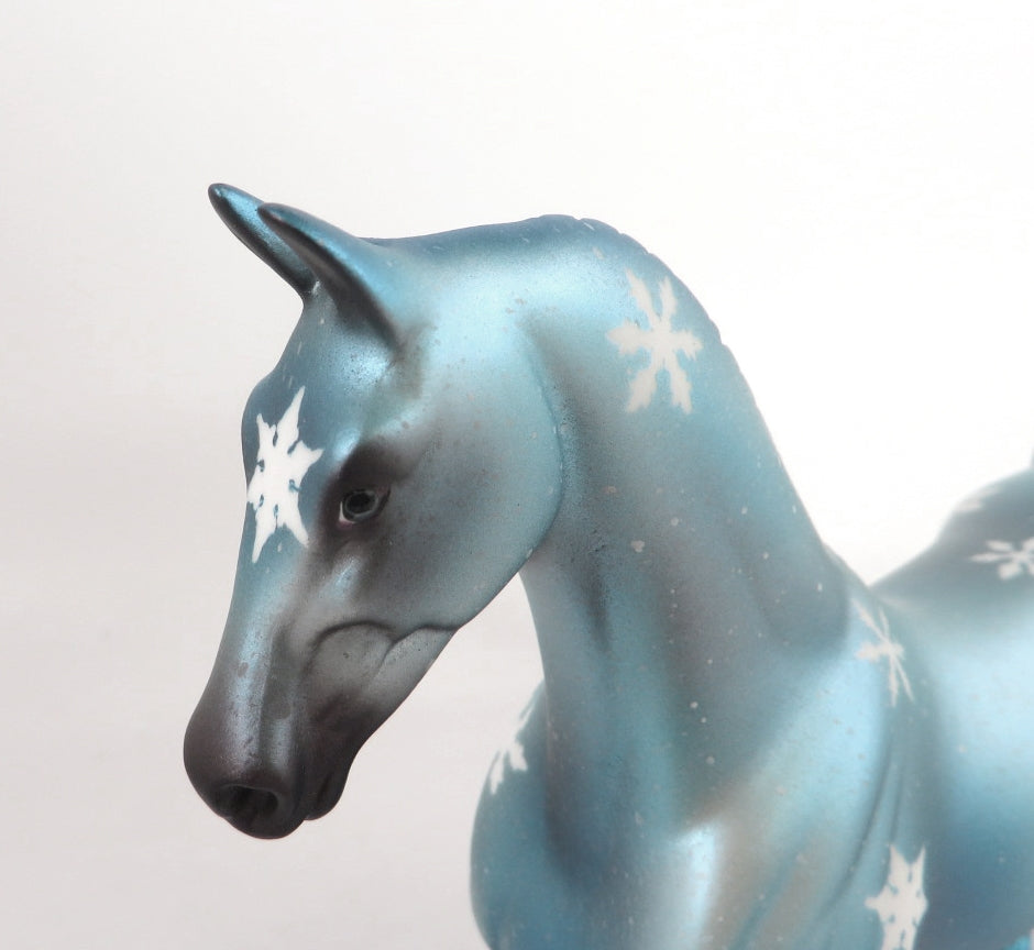 DREAM SNOW- OOAK CHRISTMAS DECORATOR SADDLEBRED PEBBLES BY MELISSA FOX WHS19