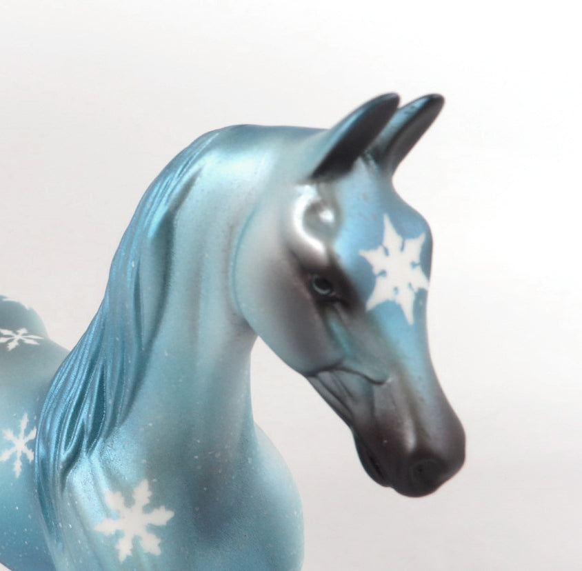 DREAM SNOW- OOAK CHRISTMAS DECORATOR SADDLEBRED PEBBLES BY MELISSA FOX WHS19