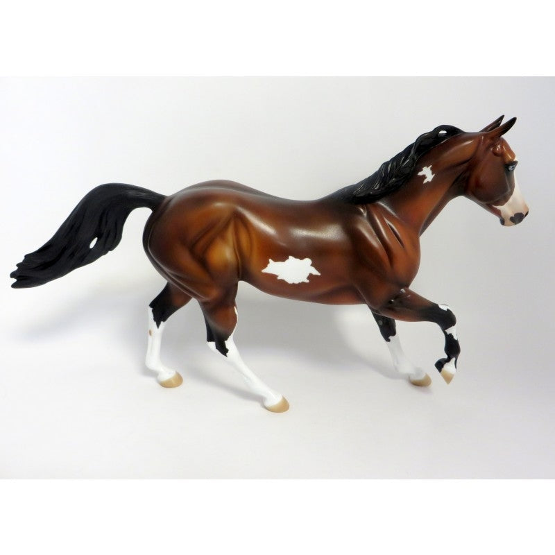 MAXIMUM OVERDRIVE-PRE-ORDER FOUNDATION QUARTER HORSE BAY PINTO MODEL HORSE 6/19/19