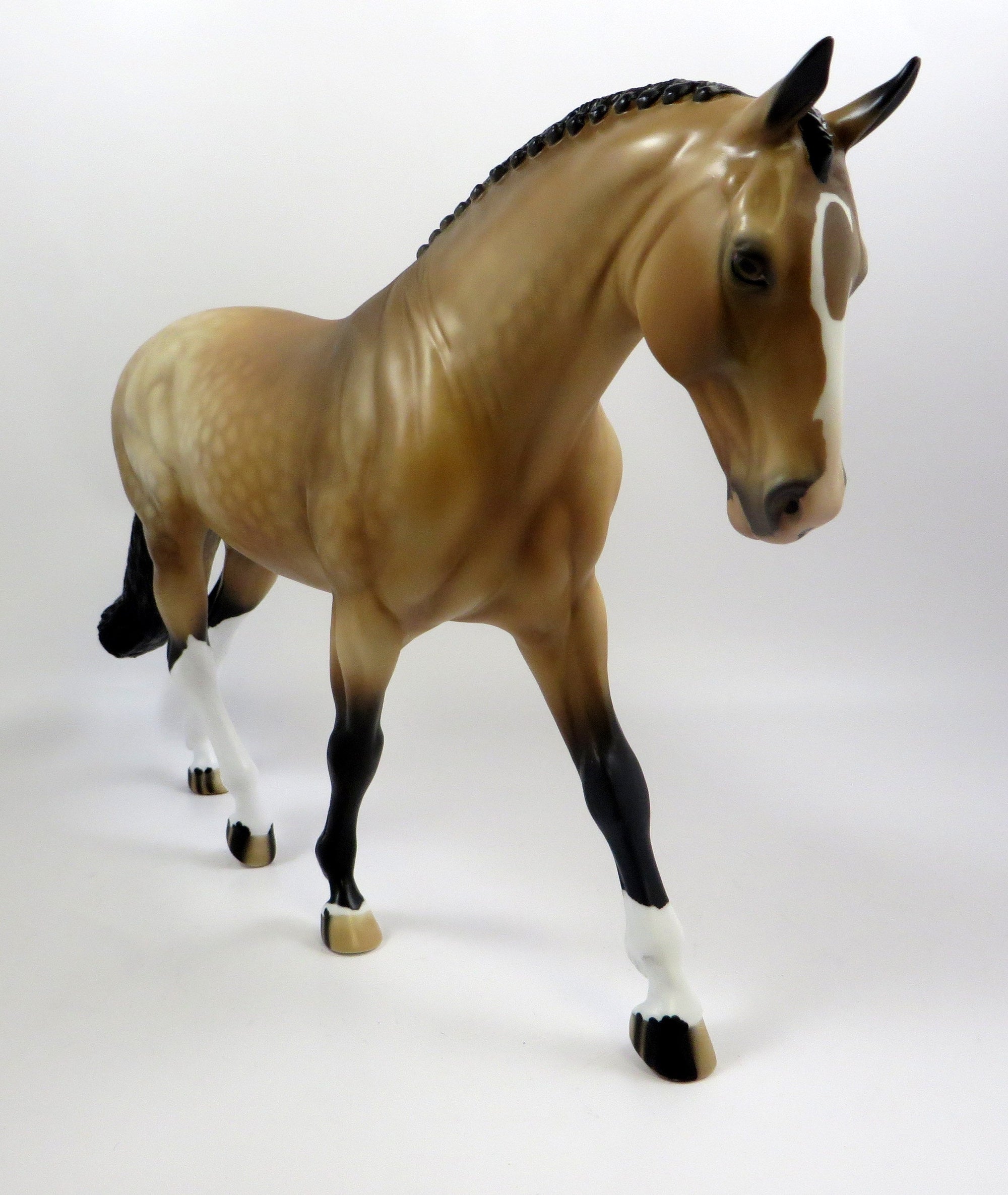 DUCAL-OOAK DAPPLE BUCKSKIN IRISH DRAFT MODEL HORSE EQ 2019