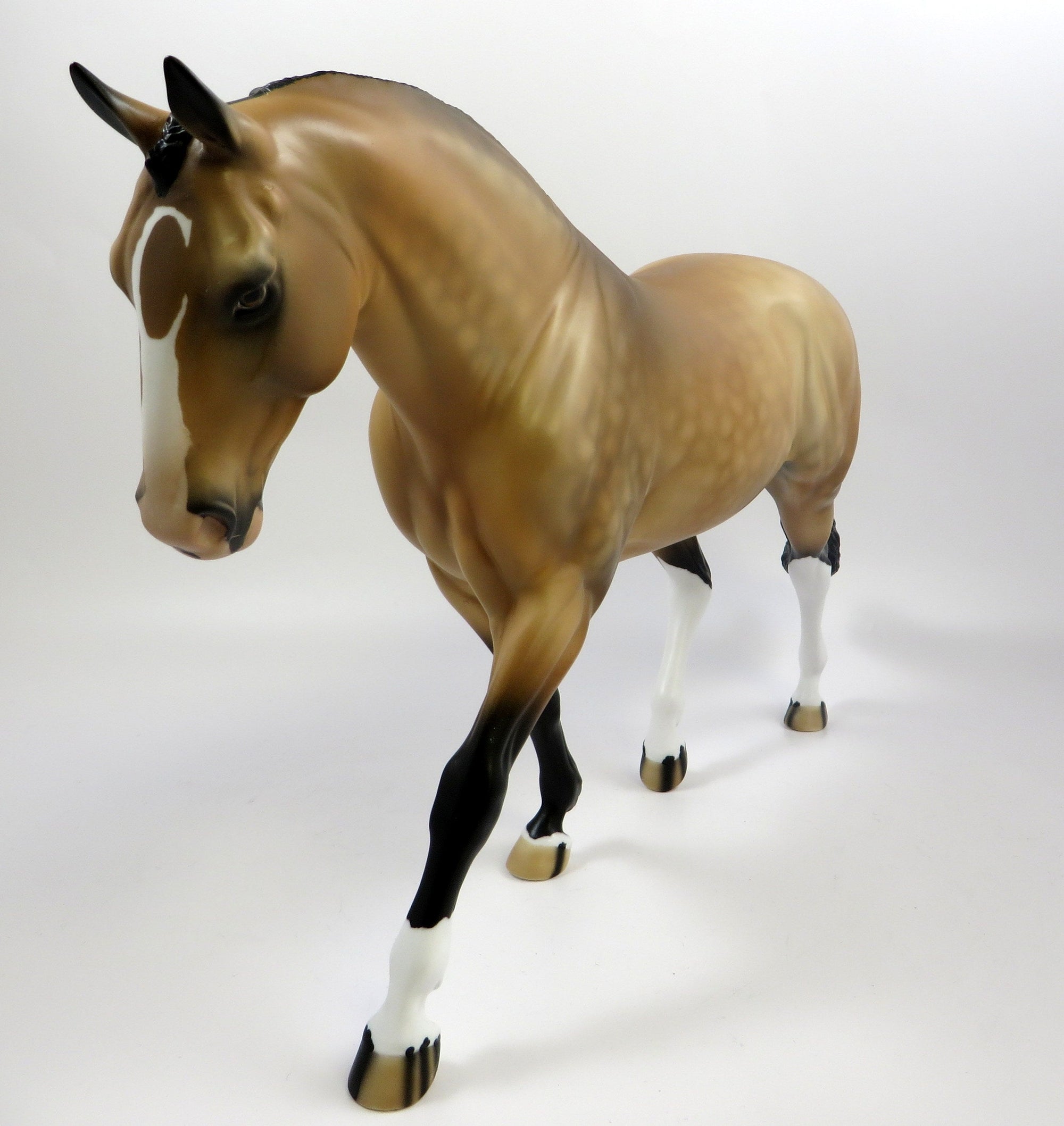 DUCAL-OOAK DAPPLE BUCKSKIN IRISH DRAFT MODEL HORSE EQ 2019