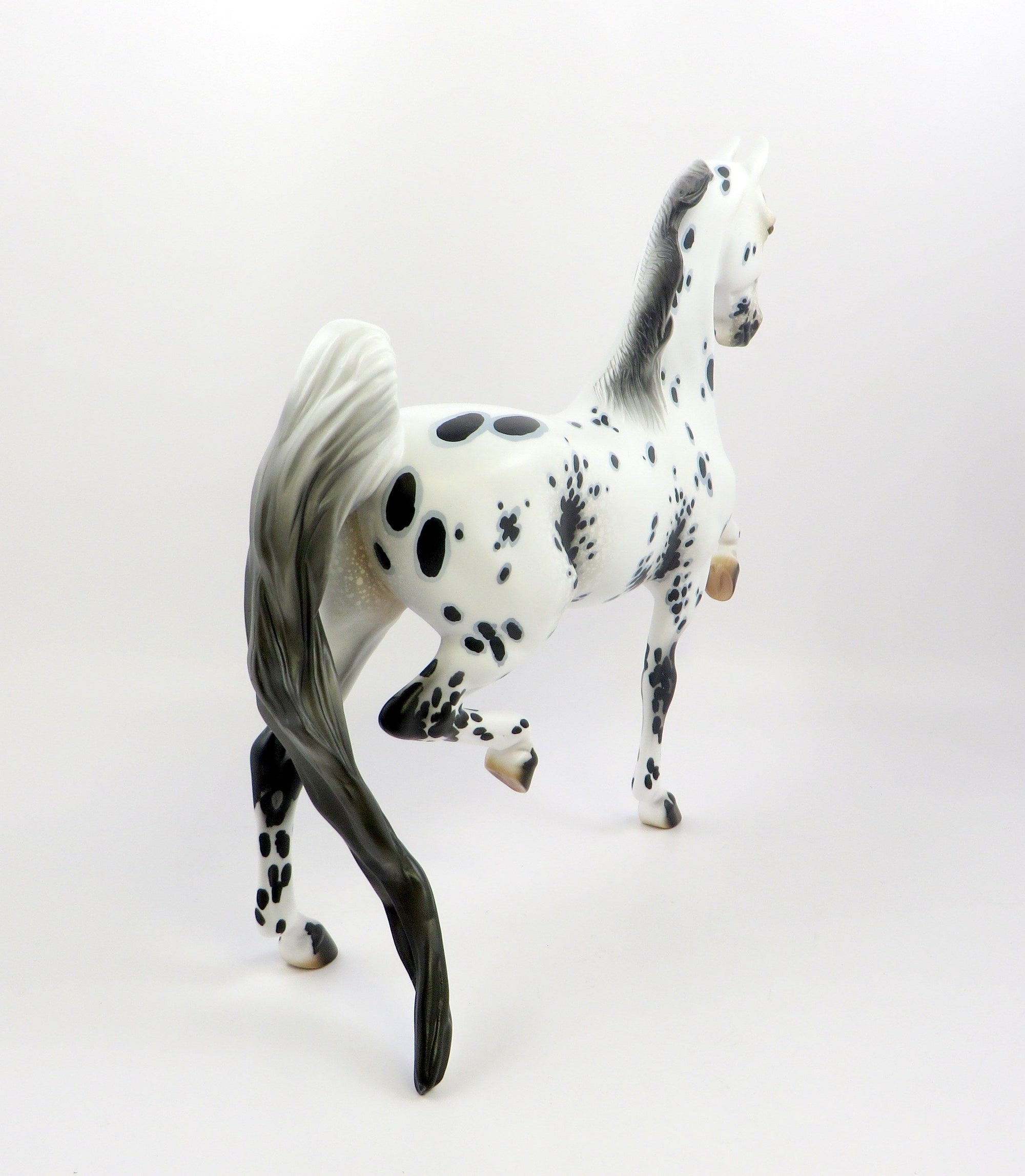 DUCHESS OF YORK-LE-5 LOUD APPALOOSA SADDLER MODEL HORSE EQ 19 ROYAL AFFAIR NC