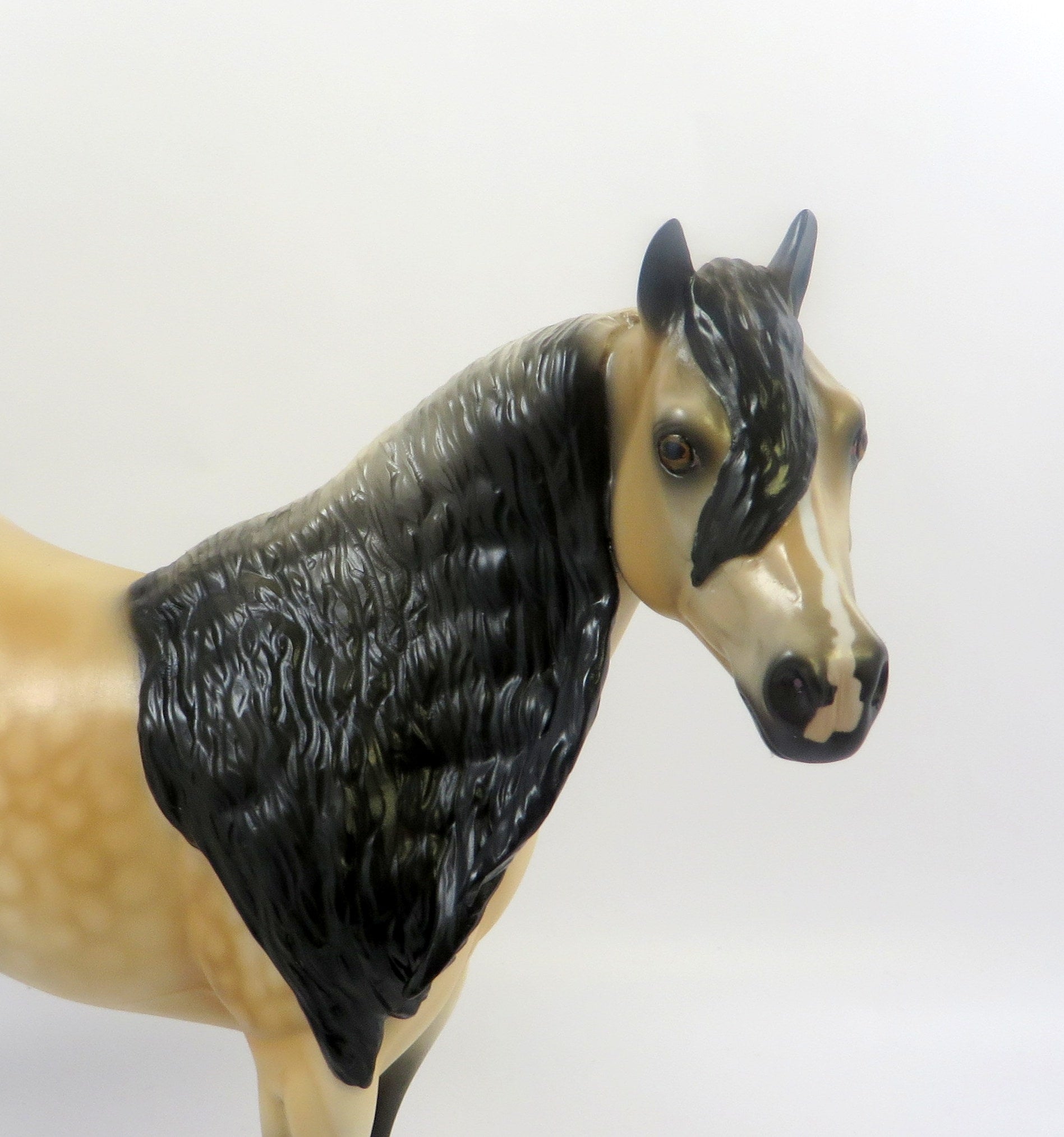 EDMUND-OOAK DAPPLE BUCKSKIN ISH MODEL HORSE EQ 2019