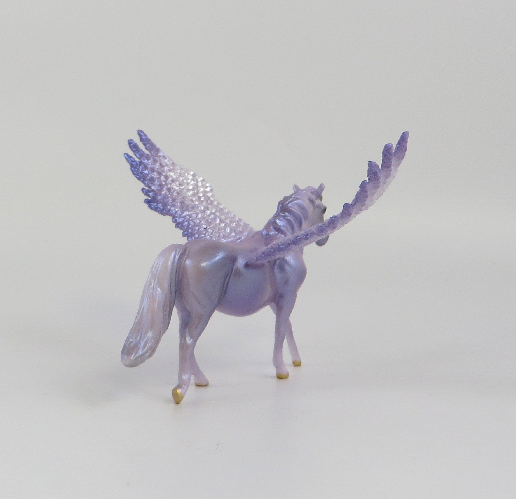 ELIZA-OOAK LAVENDER PEGASUS PONY CHIP MODEL HORSE EQ 19